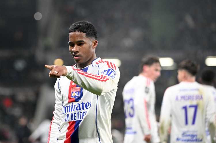 赵继伟：我们在进攻端做得很合理 今天上半场比下半场打得好