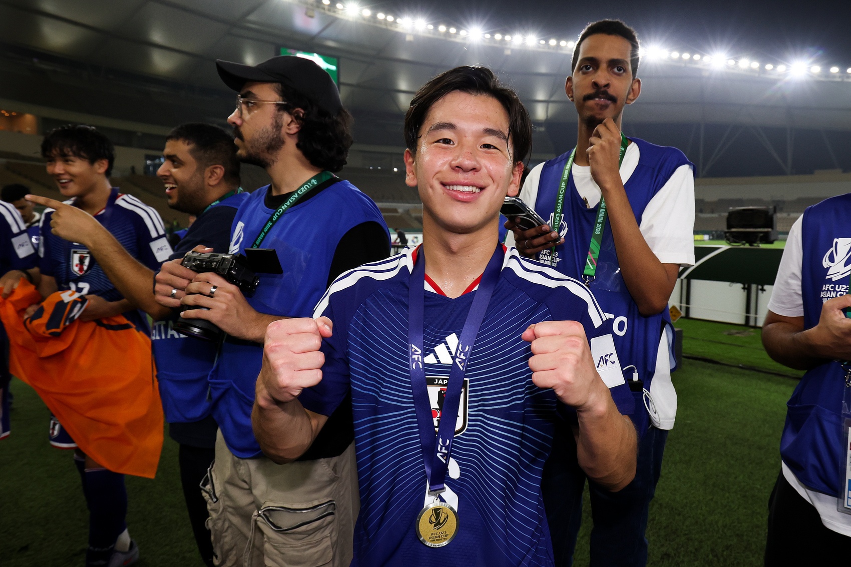 记者：库尔图瓦将在明天接受检查，能否出战马德里德比存疑